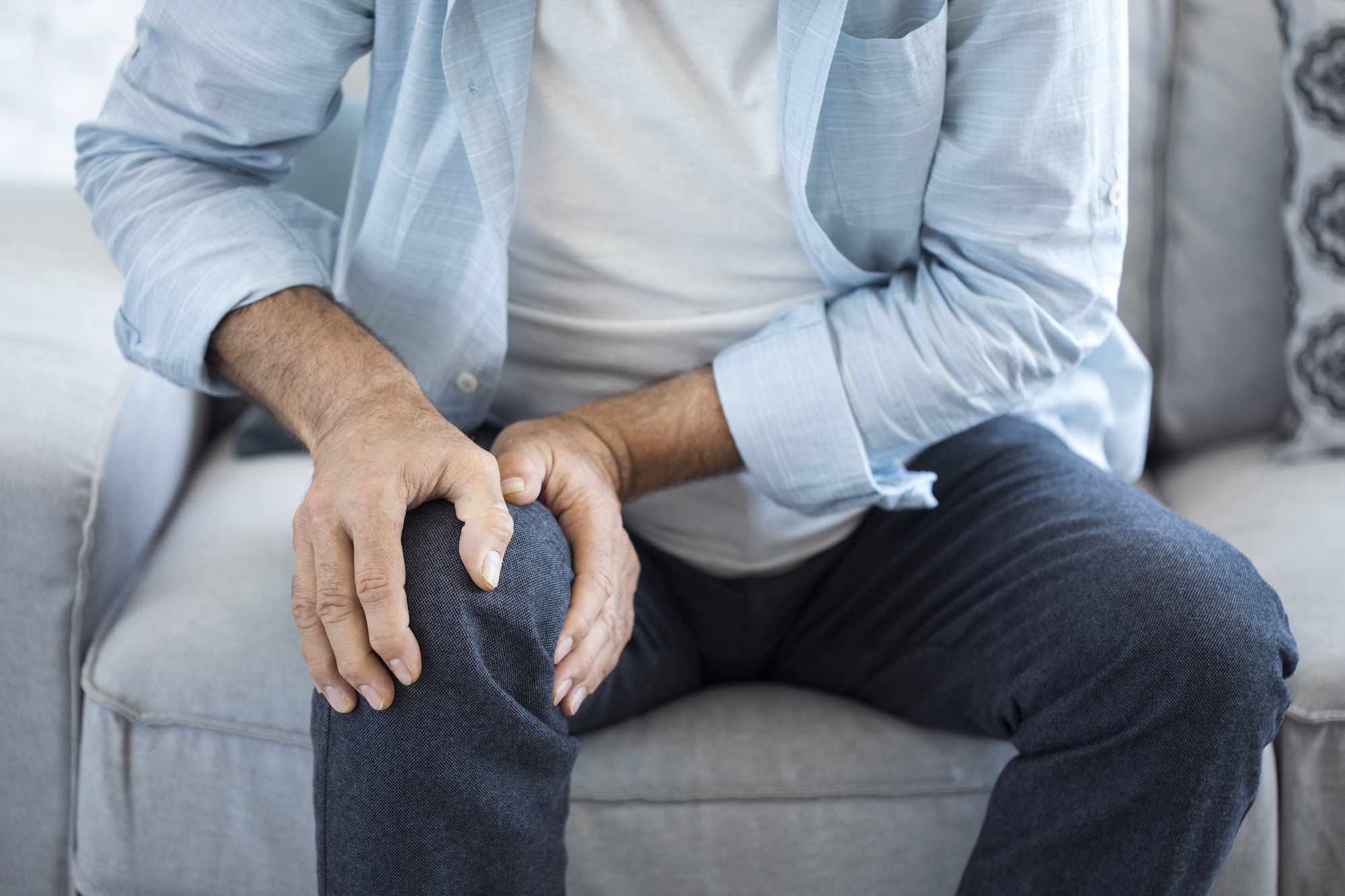 knee pain - How to Sleep with Knee Pain
